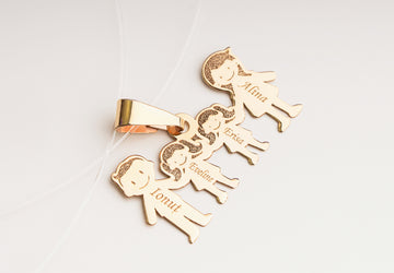 Transparent Necklace 4 Engraved Members