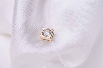 Transparent Necklace Large square Stone