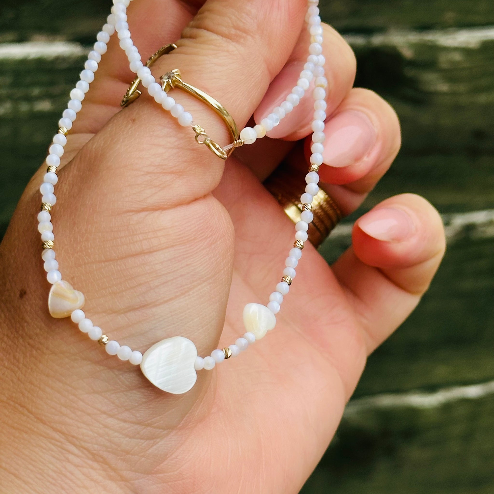 Natural freshwater shell beads necklace +10 beads 2mm - 14k gold