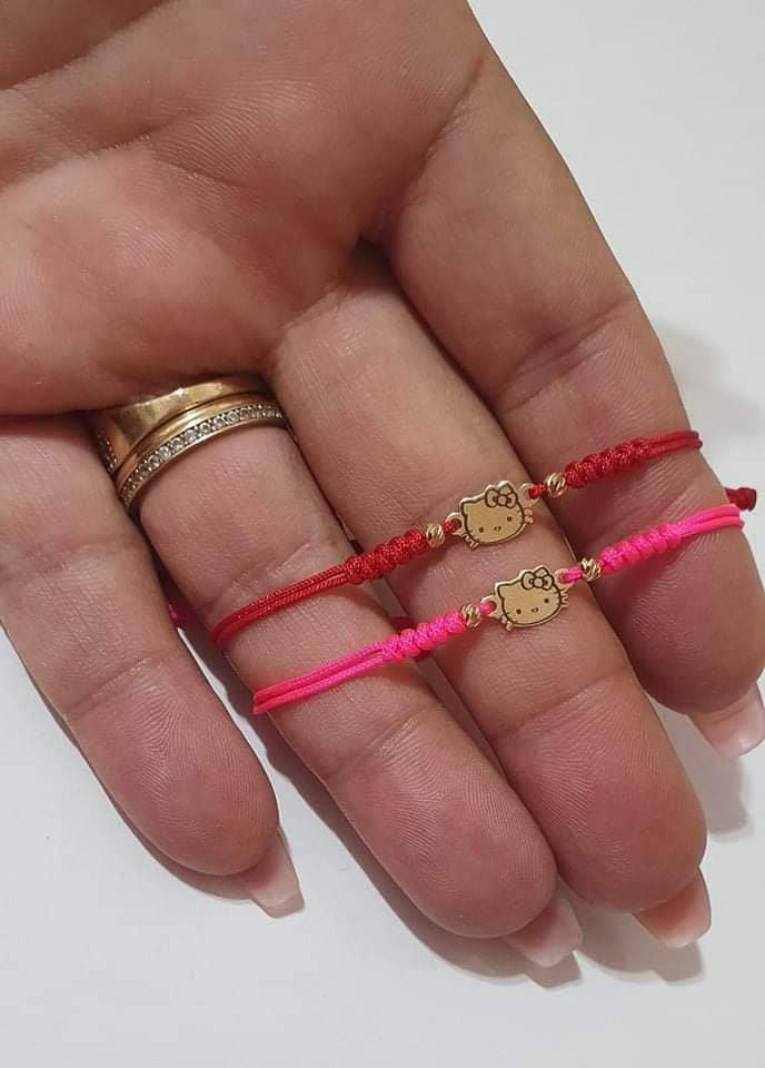 Hello Kitty bracelet +2 beads 2.5mm - 14ct Gold