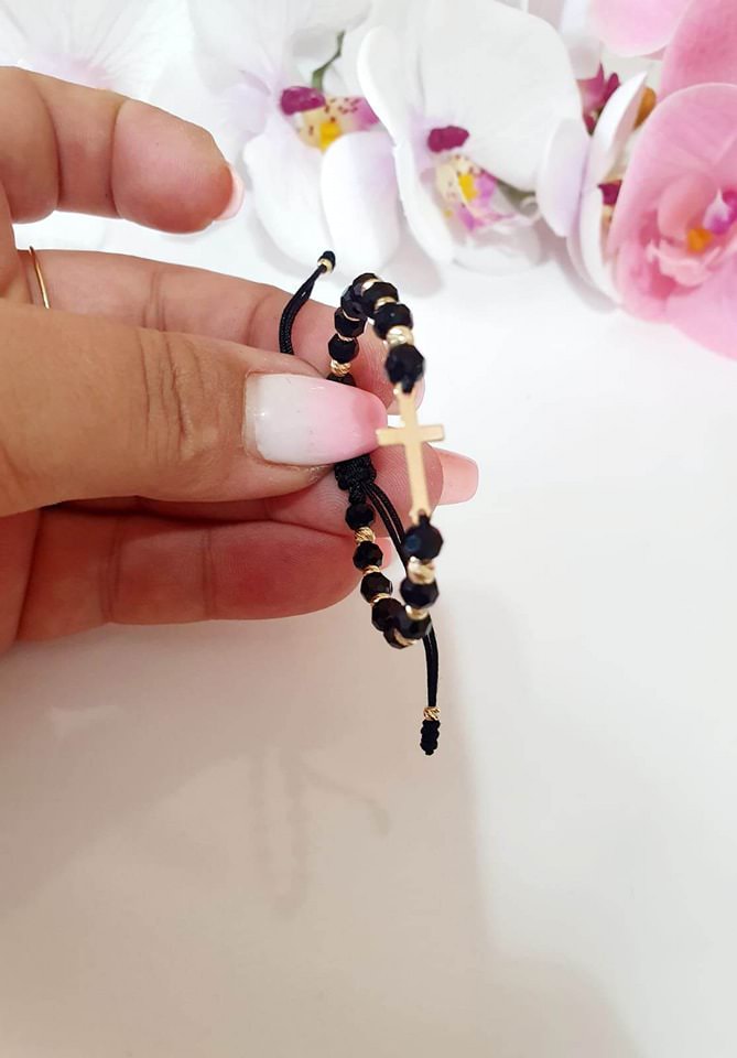 Small cross bracelet +16 beads 2.5mm + colored beads