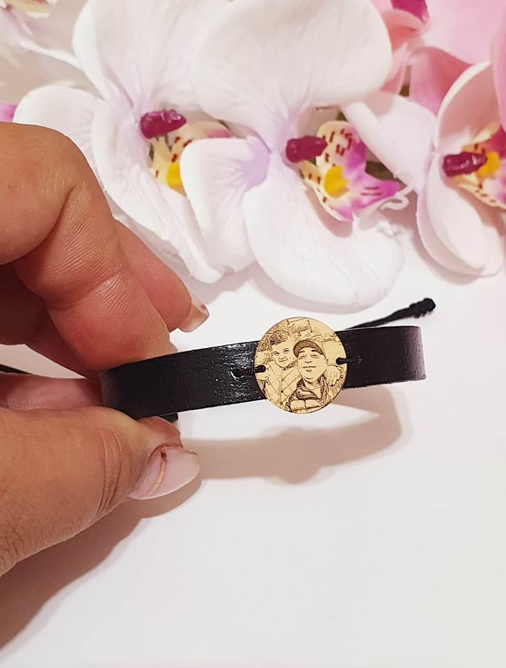 Photo-engraving on 17mm coin on leather - 14ct Gold