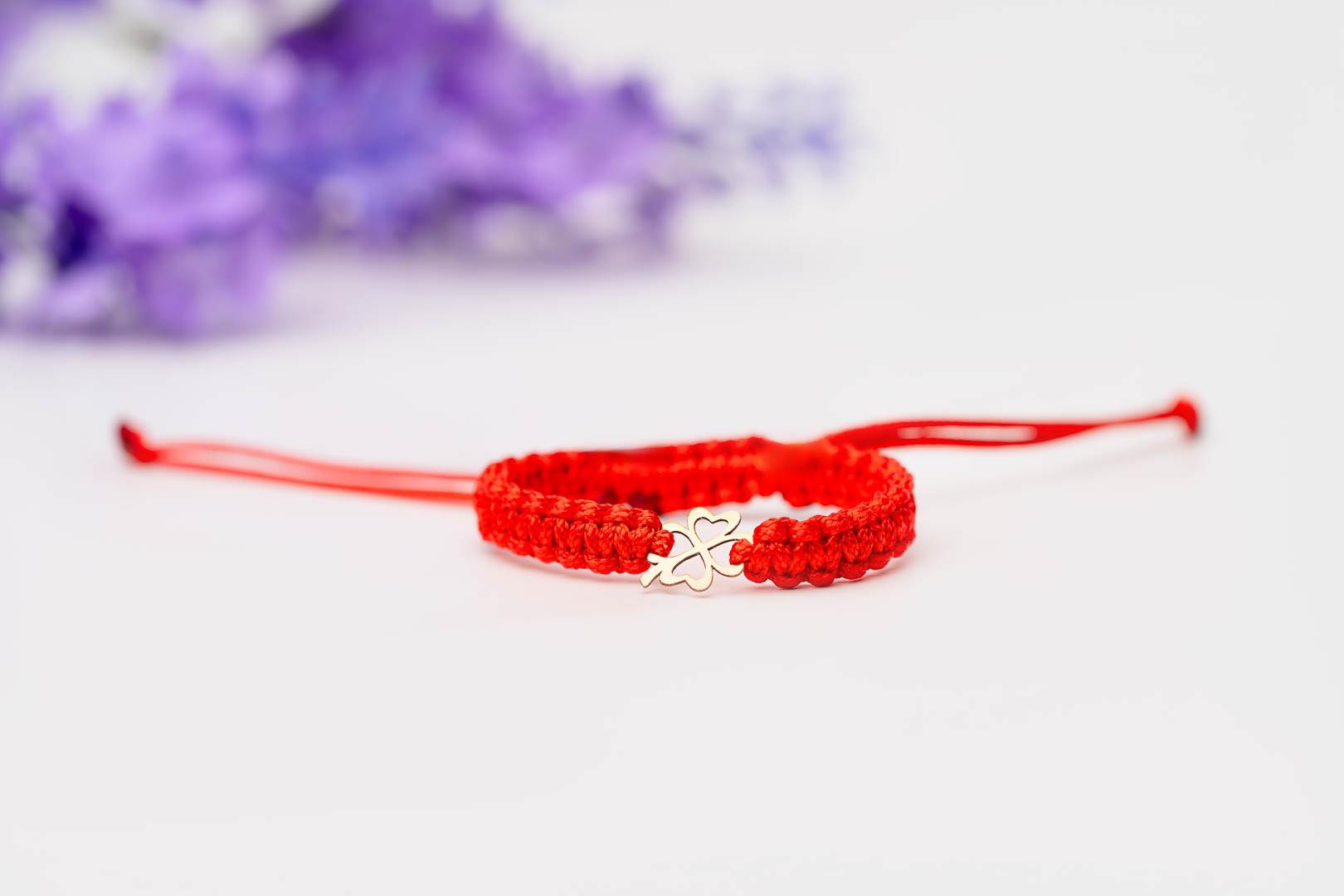 Small clover bracelet without beads
