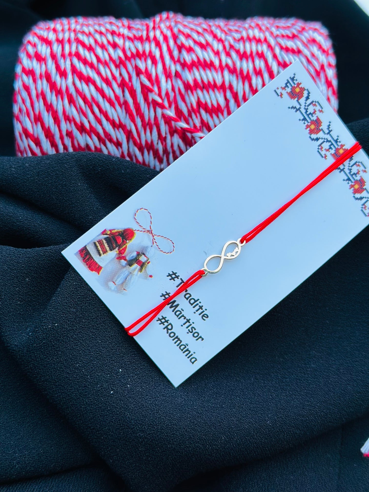 Spring infinity hearts bracelet (Mărțișor) - 14k gold